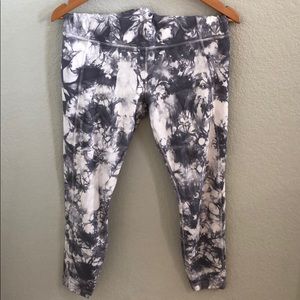 Athleta 7/8 Leggings